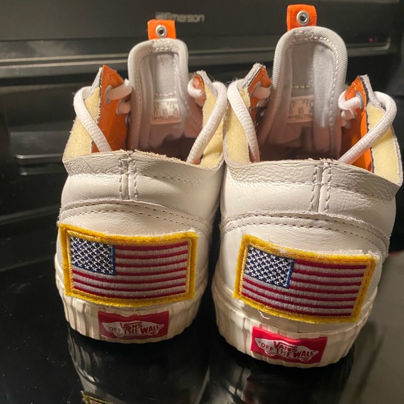 Vans x NASA Space Voyagers 2016 Collab Women’s 7.5 - Picture 3 of 6